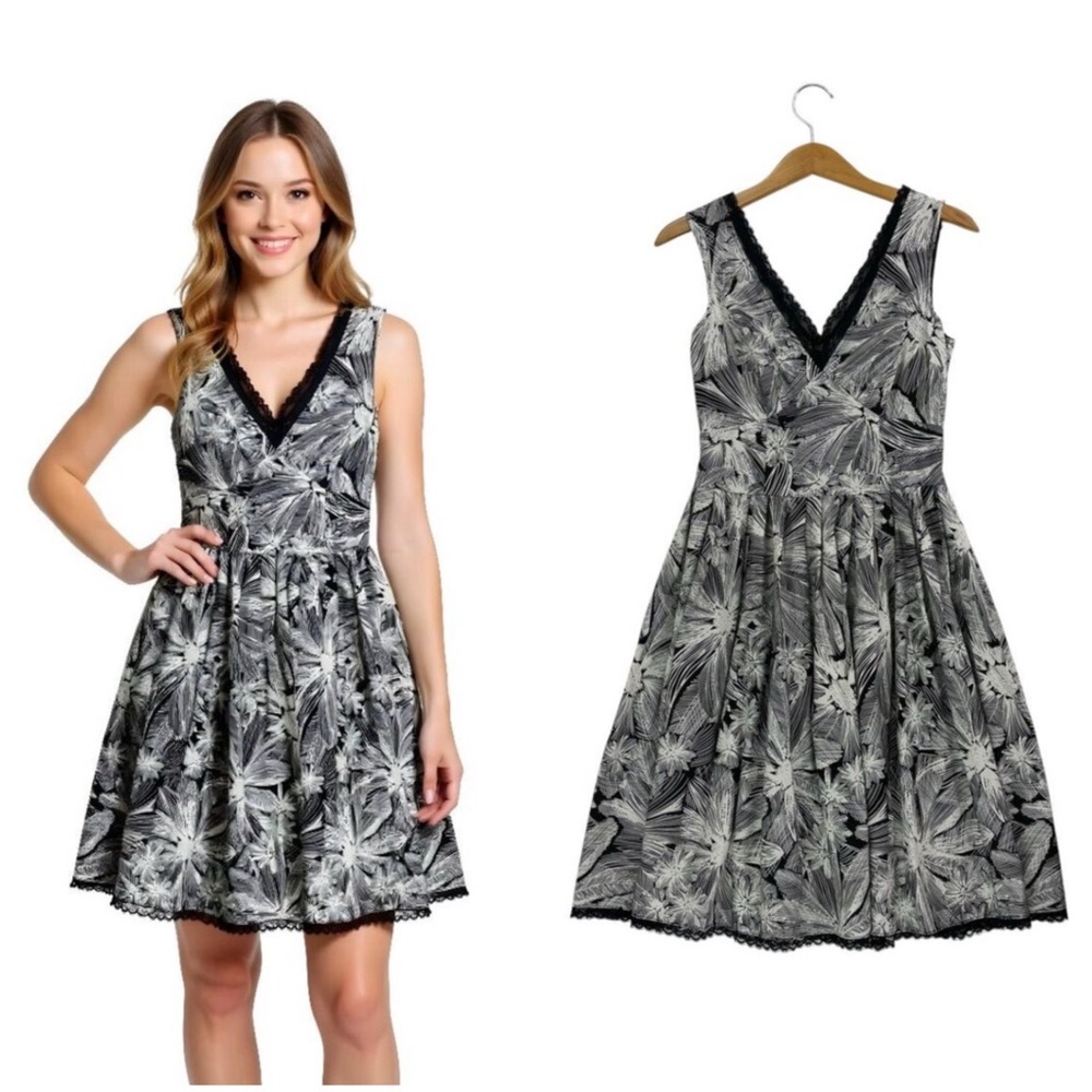 Adrianna Papell Black Ivory Floral Fit & Flare Dress Women’s Size 6 Lace V-Neck